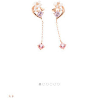 サマンサティアラ フラワーブーケピアス半額以下 サマンサティアラ フラワーブーケピアス半額以下