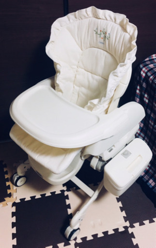 コンビ combi  ネムリラ AUTO スウィング