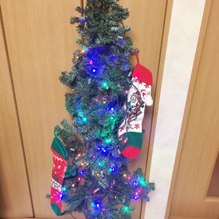 新品　クリスマスツリー 180センチ　ライト2本 大きな靴下飾り2つ