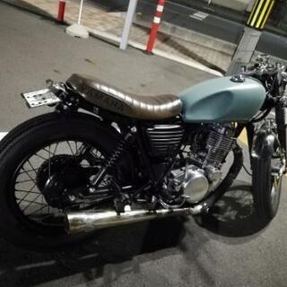 SR400 カフェレーサー仕様