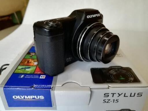 商談中。ほぼ未使用品。OLYMPUS　28倍ズ-厶付きデジカメ