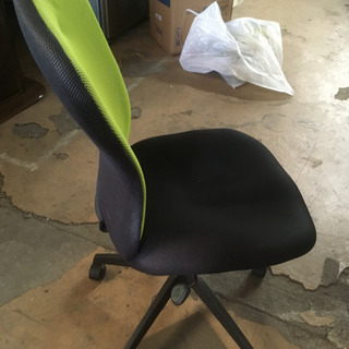 椅子 チェア 緑 パソコン 