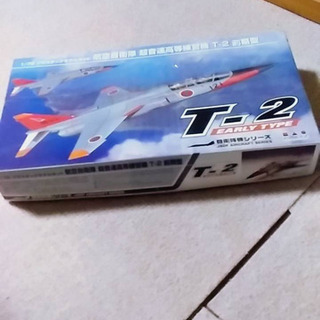 1/72 航空自衛隊 超音速高等練習機 T-2 前期型 プラモデル