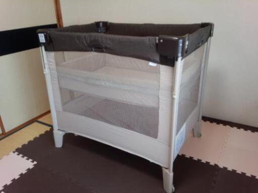 APRICA ベビーベッド ココネル