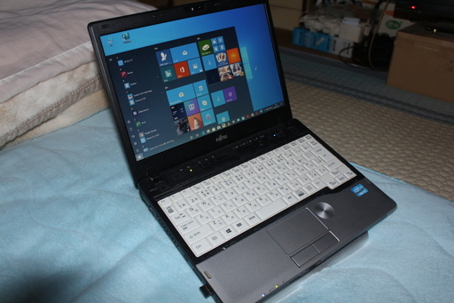【Microsoft Office 2016搭載】【Win 10搭載】富士通 P771/次世代Core i5 2.5GHz/メモリ:4GB/HDD:250GB/12.1型ワイド液晶/無線LAN/SDカードスロット/中古ノートパソコン (HDD:250GB)