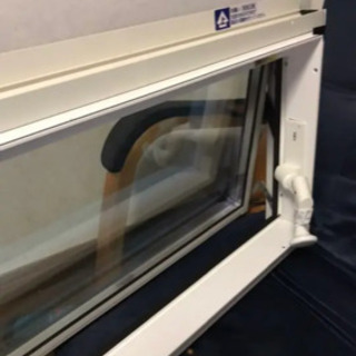 LIXILサーモスII H高所用横すべり出し窓