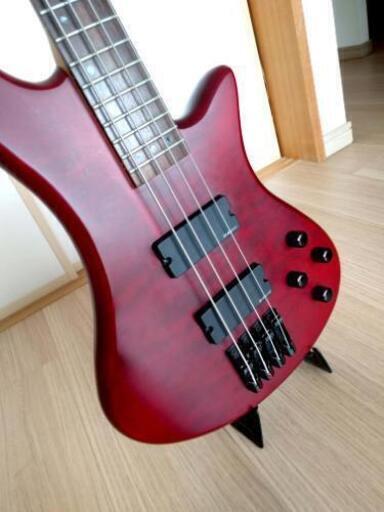 エレキベース　SCHECTER✡DIAMOND　SERIES　CUSTOM4