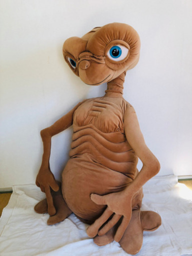 E.T. 特大ぬいぐるみ