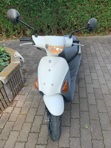 中古バイクスズキレツ4