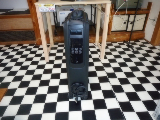 新春セール家電全品20％OFF【リサイクルサービス八光　田上店】モダンデコ オイルヒーター タイマー機能 リモコン付き 静音　2017年製