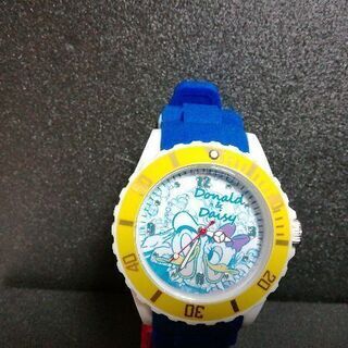 クリスマス企画　１２月２３日まで受付　時計　１００円　　かわいいドナルドダックの腕時計です。３の画像