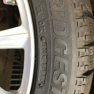 期間限定値下げ１７インチスタッドレスタイヤホイール 4本セット