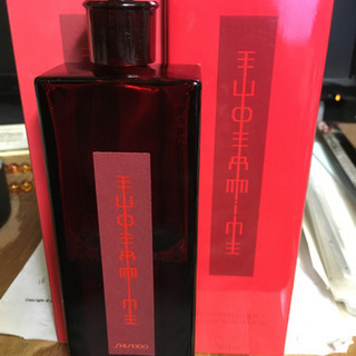 資生堂 オイデルミン（化粧水）200ml  定価8,000円（税抜）