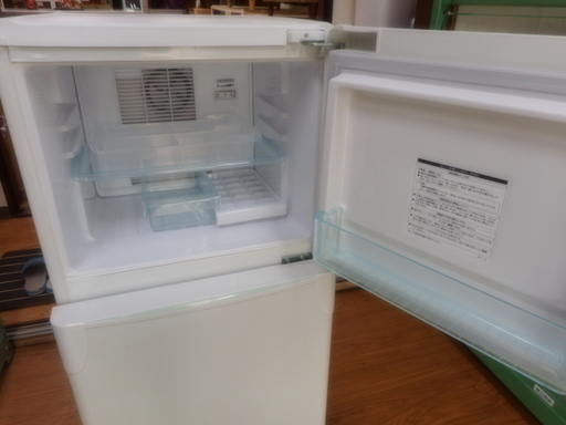 冷蔵庫・洗濯機30％OFFセール【リサイクルサービス八光　田上店　安心の1か月保証　配達・設置OK】東芝 (120L)2ドア冷凍冷蔵庫 YR-12T-WH(ホワイト) 2009年製