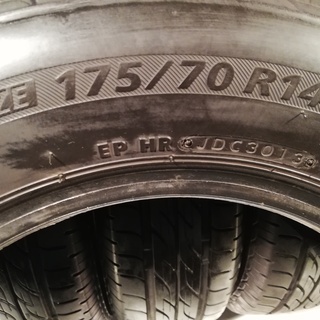 175/70R14 ブリヂストン ノーマルタイヤ 4本　商品代金＋工賃＋廃棄タイヤ処分　コミコミで18800円のみ　横浜市旭区発　アレックス カローラ ポルテ シエンタ キューブキュービック ウィングロード等に♪