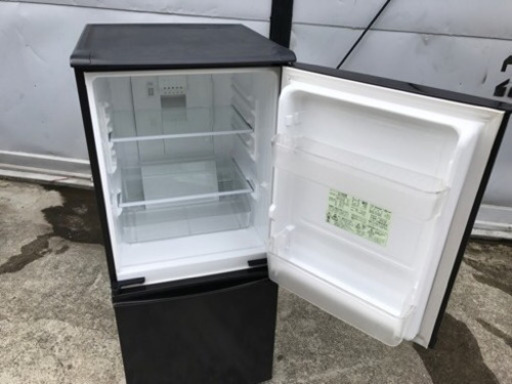 再募集　超美品　冷蔵庫　SHARP 137ℓ