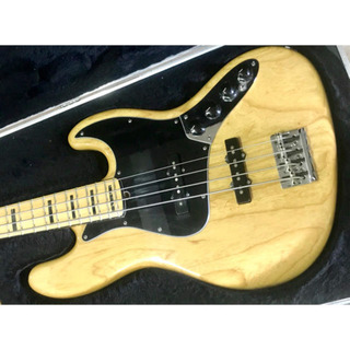 fender american  Deluxe jazz bass 