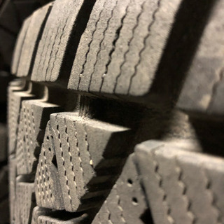 225/60R17美品4本セット