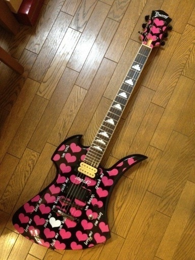 お取引中 Hide イエローハートブラックハート らら 東新宿の弦楽器 ギターの中古あげます 譲ります ジモティーで不用品の処分