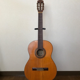 【受付終了】バイオリンメーカー製のギター