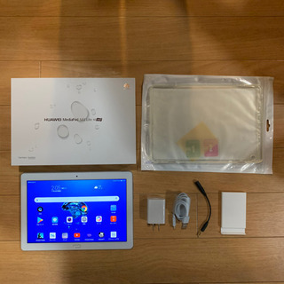 おまけ付き Huawei Mediapad M3 Lite 10 Wp Ma 三軒茶屋のタブレットpcの中古あげます 譲ります ジモティーで不用品の処分