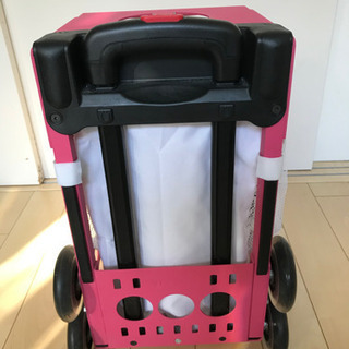 Zuca キャリー(1回のみ使用)-値段は交渉次第です