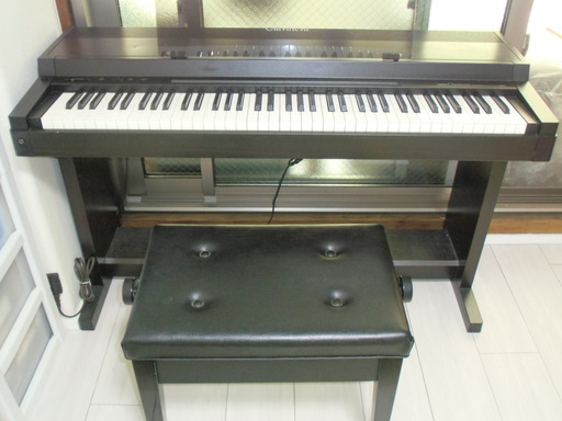 電子ピアノ ヤマハ クラビノーバ YAMAHA Clavinova CLP-200 高さ調節ピアノ椅子付 子供のバイエル付 送料無料にて配達可