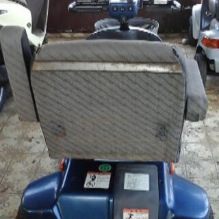 スズキ 3輪セニアカー 小回り ききます ‼ 狭い小道も通りやすい！