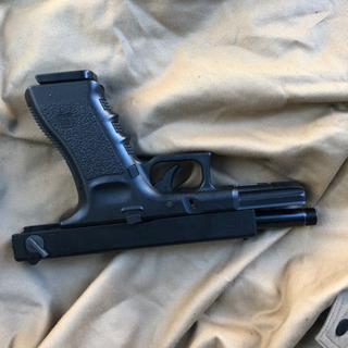 グロック18c フルオートブローバックガスガン　ほぼ新品