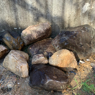 庭石　石　和風庭園　つくばい　みかほ石