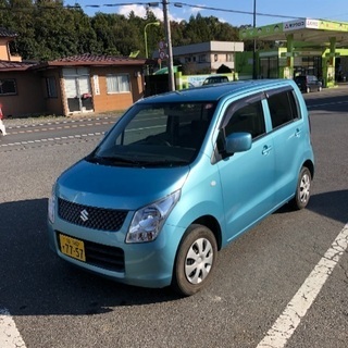 すでに検査を持つ会社の男性のための良い車