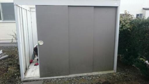 中古物置小屋