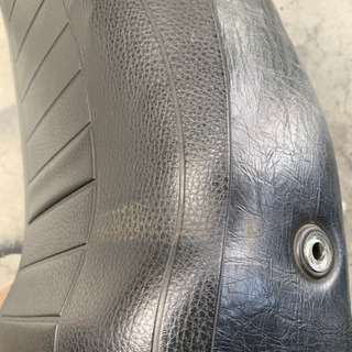 オクにて販売完了！nc36 ノーマルシート 破れ無し CB400four ベルトも