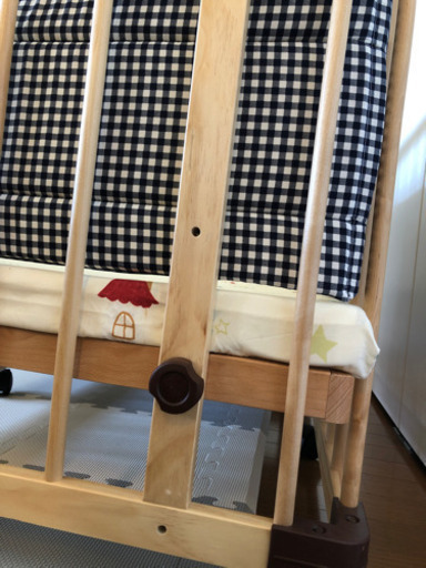 ファルスカ べビーベッド、西川敷布団、ベッドガード ベビー布団