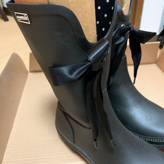 中古美品　💝レインブーツ👢Ｍ　🟩