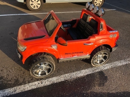 バッテリーラジコンカー