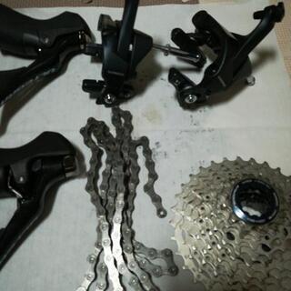 【新品】SHIMANO R8000 グループセット 完成車外し 新品】SHIMANO R8000 グループセット 完成車外し