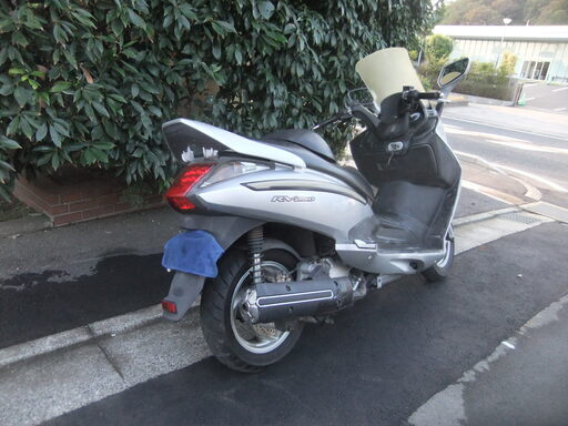 SYM RV250 実働中古車　バッテリーフル充電済み　オイル交換後渡し　書類有 SYM RV250 実働中古車 バッテリーフル充電済み オイル交換後渡し 書類有