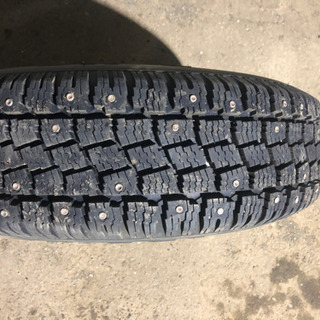 スパイク　タイヤ　希少サイズ　緊急値下げ❗️❗️❗️