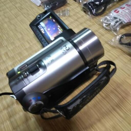 キャノン  ivis HF10