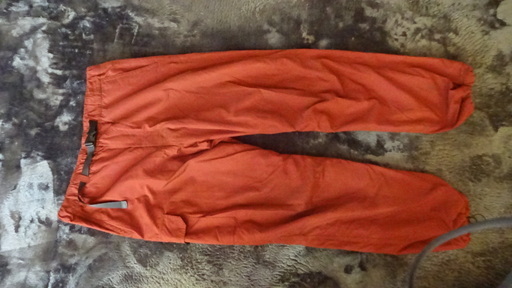 Uniqlo ユニクロ 暖パン カーゴパンツ 赤っぽい Lサイズ Banetec960 鴻巣のボトムス メンズ の中古 古着あげます 譲ります ジモティーで不用品の処分