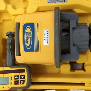 Trimble　ﾆｺﾙﾄﾘﾝﾌﾞﾙ　レーザーレベル　LL500　中古