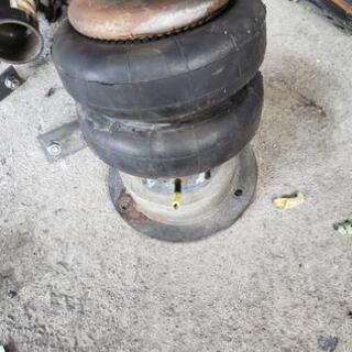 エアサス　エスティマ　アルファード　ヴェルファイヤ