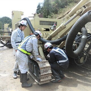 【発破技術職員】個室寮無料完備　賞与あり