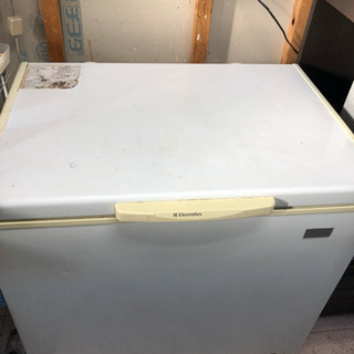 中古業務用ストッカー215L