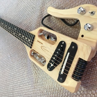 レオパードフラワーブラック TRAVELER GUITAR (トラベラーギター