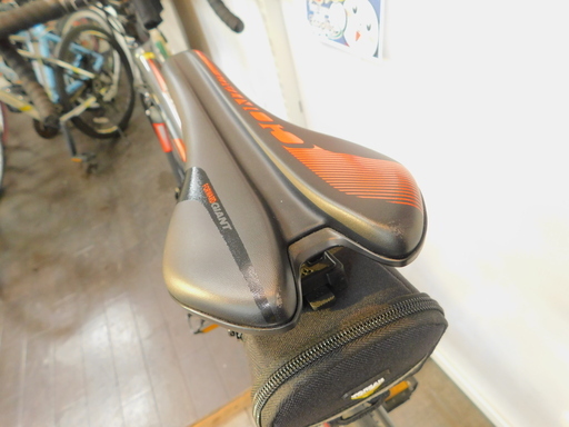 最終値下げ【エコプラス小倉南店】 2018 GIANT CONTEND SL 2