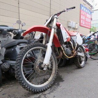 HONDA CR125R JE01 ホンダ 125cc ホワイト レッド 競技車両 パーツ取り