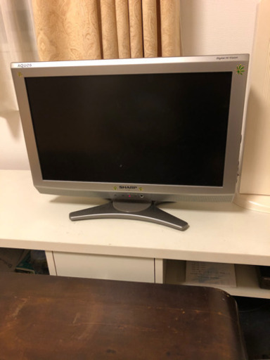 SHARP 20型 2009年 テレビ です！