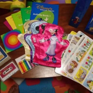 ディズニー 英語 システム dwe